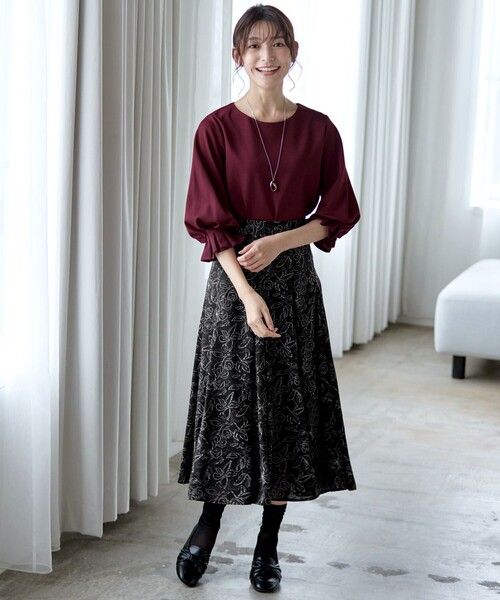 フラワープリントスカート（スカート）｜Tiaclasse（ティアクラッセ）