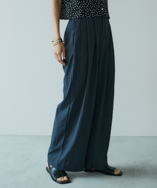 Libra Cue（リブラ キュー）の「タックスラックスパンツ（スラックス・レディース・ベージュ/ネイビー・FREE）」の12枚目の写真