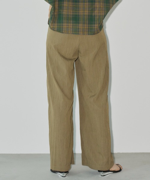 Libra Cue（リブラ キュー）の「タックスラックスパンツ（スラックス・レディース・ベージュ/ネイビー・FREE）」の5枚目の写真