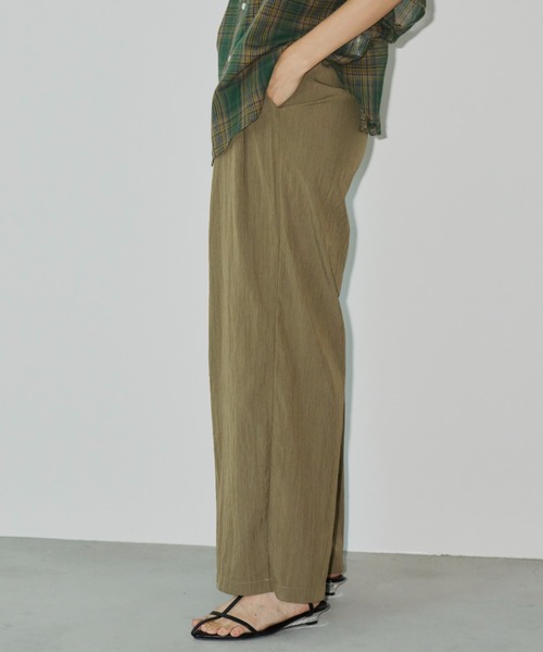 Libra Cue（リブラ キュー）の「タックスラックスパンツ（スラックス・レディース・ベージュ/ネイビー・FREE）」の4枚目の写真