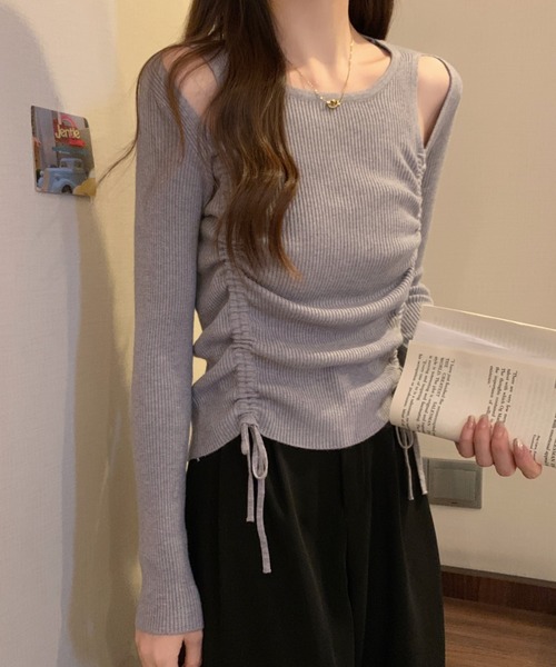 Per sist ence(パーシエンス)の「ショルダースリットギャザーリブ長袖トップス(Tシャツ/カットソー・レディース・ホワイト/グレー/アイボリー/ブラック・FREE)」の14枚目の写真