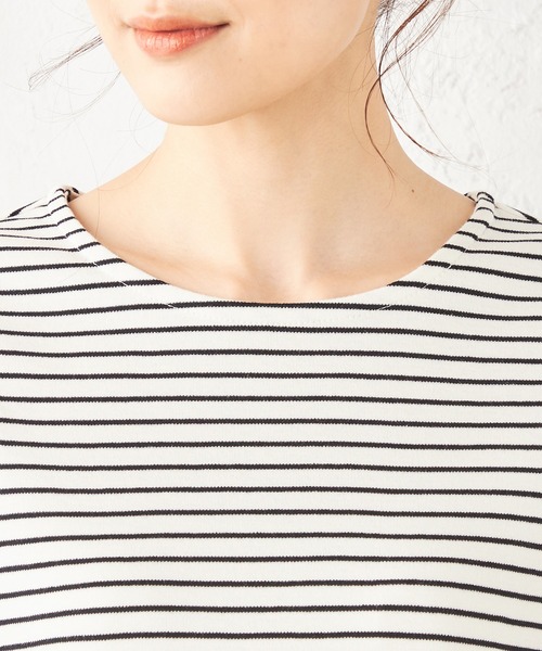 Petit Honfleur(プチオンフルール)の「ボーダープルオーバー(Tシャツ/カットソー・レディース・ネイビー/アイボリー/ブラウン・M/L)」の13枚目の写真