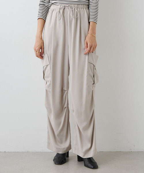 BEARDSLEY（ビアズリー）の「トロミカーゴパンツ（その他パンツ・レディース・ライトグレー/ブラック・FREE）」の2枚目の写真