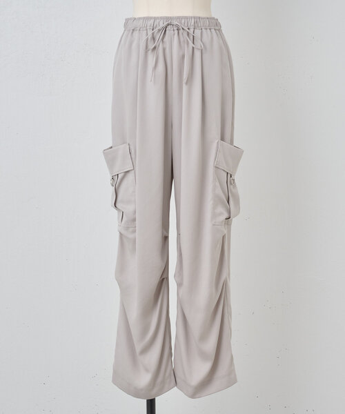 BEARDSLEY（ビアズリー）の「トロミカーゴパンツ（その他パンツ・レディース・ライトグレー/ブラック・FREE）」の16枚目の写真