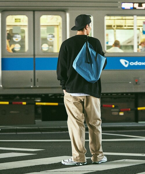 FREAK'S STORE(フリークスストア)の「限定展開 リラックスフィット イージーケア ウォッシャブル Vネックカーディガン(カーディガン/ボレロ・メンズ・グレイッシュブルー/グリーン/レッド/グレー/ネイビー/ダークブラウン/ブラック・SMALL/MEDIUM/LARGE)」の20枚目の写真