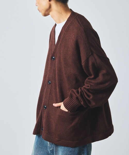 FREAK'S STORE(フリークスストア)の「限定展開 リラックスフィット イージーケア ウォッシャブル Vネックカーディガン(カーディガン/ボレロ・メンズ・グレイッシュブルー/グリーン/レッド/グレー/ネイビー/ダークブラウン/ブラック・SMALL/MEDIUM/LARGE)」の16枚目の写真