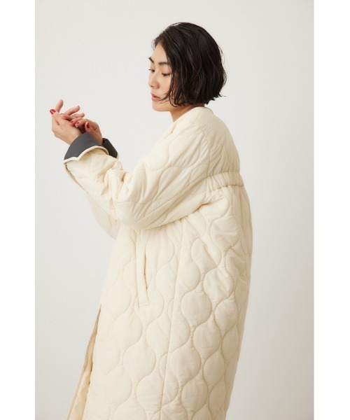 crie conforto(クリーコンフォルト)の「バックギャザーキルティングコート アウター / 秋服 / 冬服(ミリタリージャケット・レディース・ブラック/カーキ/アイボリー・FREE)」の18枚目の写真