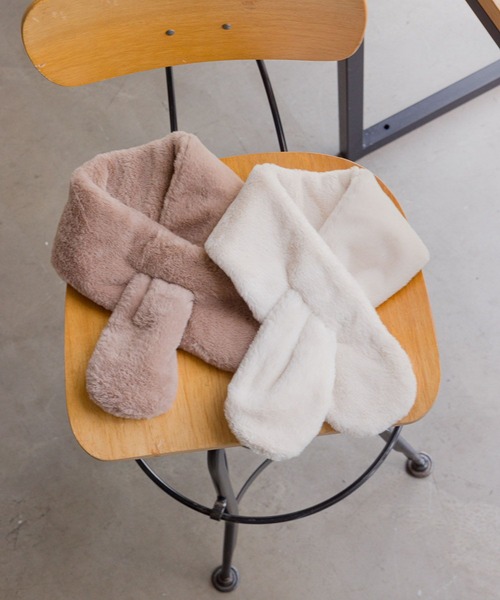 GLOBAL WORK(グローバルワーク)の「洗えるフワフワティペット/147474(ネックウォーマー/スヌード・キッズ・アイボリー/モカ・ONE SIZE)」の3枚目の写真