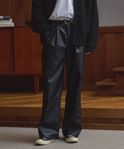 LURAKU（ルラク）の「【LURAKU】Leather Wide Pants / レザーワイド