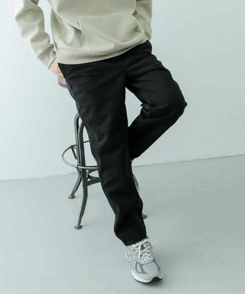ITEMS URBANRESEARCH（アイテムズ アーバンリサーチ）の「WINDPROOF 裏フリースボンディング パンツ（その他パンツ・メンズ・カーキ/ブラック/グレー・LARGE/MEDIUM）」の2枚目の写真