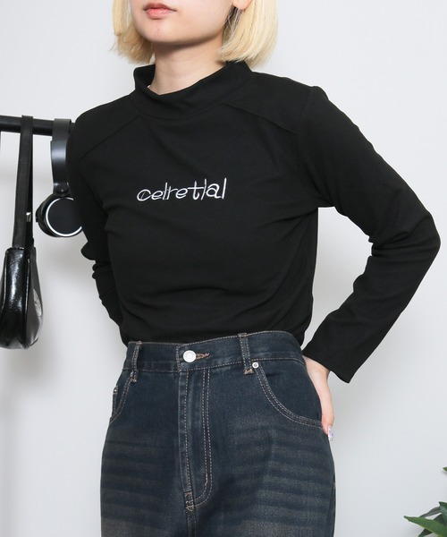 almo(アルモ)の「フロントデザインタートルネック(se)(Tシャツ/カットソー・レディース・アイボリー/ブラック/ベージュ・FREE)」の1枚目の写真