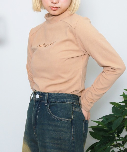almo(アルモ)の「フロントデザインタートルネック(se)(Tシャツ/カットソー・レディース・アイボリー/ブラック/ベージュ・FREE)」の9枚目の写真