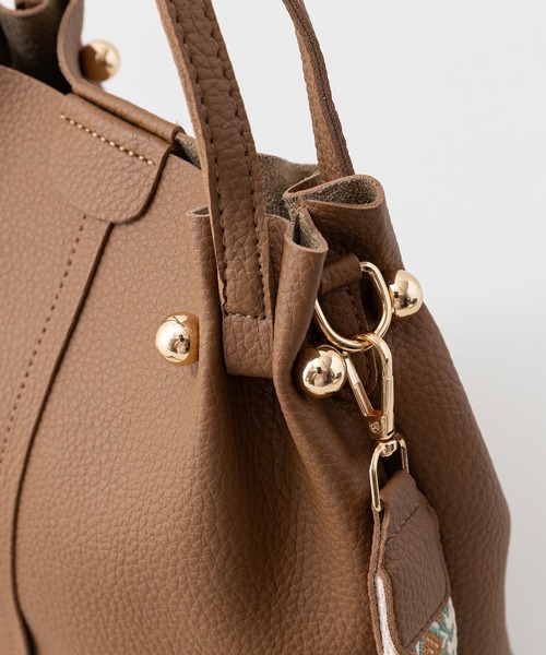 Luceat(ルーチェット)の「【Luceat/ルーチェット】バッドミニショルダーバッグ(ショルダーバッグ・レディース・ホワイト/ブラック/ベージュ/キャメル・ONE SIZE)」の13枚目の写真