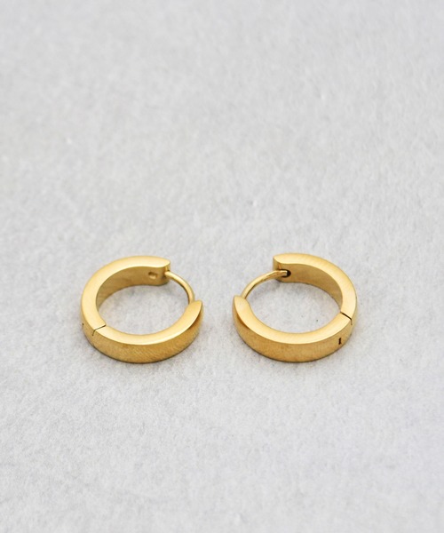 Diliraba(ディリラバ)の「【Diliraba】サージカルステンレス フープピアス C(ピアス(両耳用)・レディース・ゴールド/シルバー・FREE)」の6枚目の写真