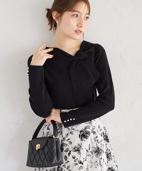 tocco closet(トッコ クローゼット)の「【ZOZO限定】パールカフス×サイドリボンネックニットトップス(ニット/セーター・レディース・オフホワイト/ブラック/その他・M)」の3枚目の写真