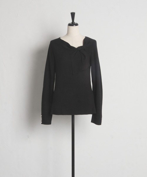 tocco closet(トッコ クローゼット)の「【ZOZO限定】パールカフス×サイドリボンネックニットトップス(ニット/セーター・レディース・オフホワイト/ブラック/その他・M)」の4枚目の写真