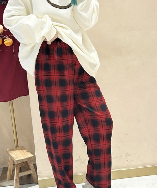 Miniministore(ミニミニストア)の「裏起毛チェック柄パンツ 裏ボアパンツ防寒(その他パンツ・レディース・ブラック/ホワイト×ブラック/ブルー/イエロー/ダークグレー/レッド/グリーン/ブラウン・FREE)」の8枚目の写真
