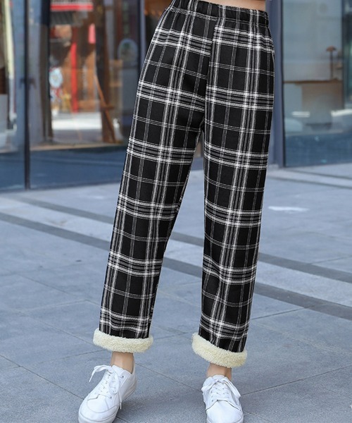Miniministore(ミニミニストア)の「裏起毛チェック柄パンツ 裏ボアパンツ防寒(その他パンツ・レディース・ブラック/ホワイト×ブラック/ブルー/イエロー/ダークグレー/レッド/グリーン/ブラウン・FREE)」の3枚目の写真