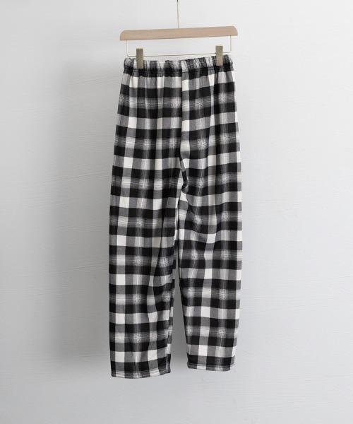 Miniministore(ミニミニストア)の「裏起毛チェック柄パンツ 裏ボアパンツ防寒(その他パンツ・レディース・ブラック/ホワイト×ブラック/ブルー/イエロー/ダークグレー/レッド/グリーン/ブラウン・FREE)」の11枚目の写真