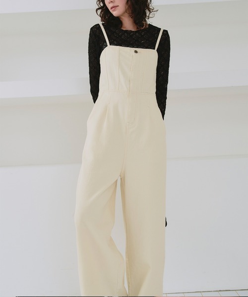 titivate(ティティベイト)の「キャミソールデニムオールインワン(つなぎ/オールインワン・レディース・インディゴブルー/アイボリー/ライトブルー・SP/S/M/L)」の8枚目の写真