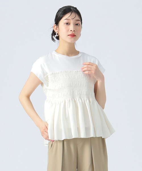 BEAMS HEART(ビームスハート)の「異素材シャーリング フレンチ プルオーバー(Tシャツ/カットソー・レディース・チャコールグレー/オフホワイト/ケリーグリーン・FREE)」の2枚目の写真