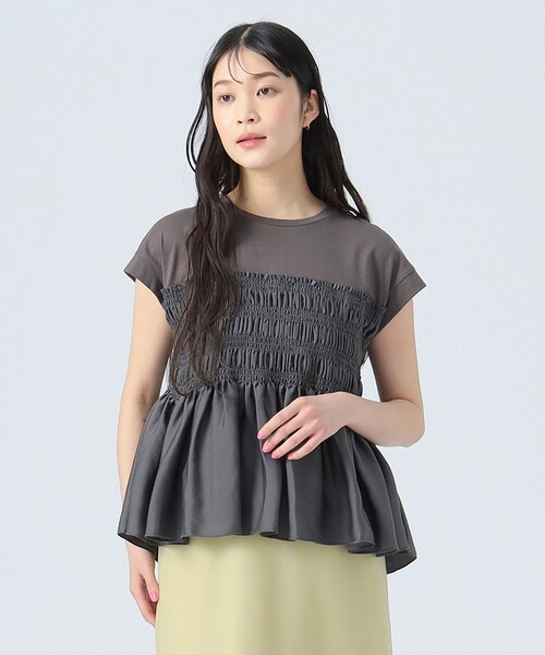 BEAMS HEART(ビームスハート)の「異素材シャーリング フレンチ プルオーバー(Tシャツ/カットソー・レディース・チャコールグレー/オフホワイト/ケリーグリーン・FREE)」の15枚目の写真