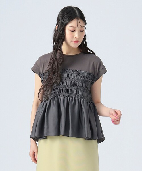 BEAMS HEART(ビームスハート)の「異素材シャーリング フレンチ プルオーバー(Tシャツ/カットソー・レディース・チャコールグレー/オフホワイト/ケリーグリーン・FREE)」の7枚目の写真