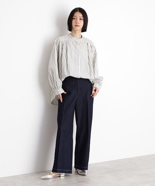 THE SHOP TK (ザ ショップ ティーケー )の「バックシャーリングシャツ【洗える】(シャツ/ブラウス・レディース・アイボリー系2/オフホワイト/サックスブルー系2・99)」の10枚目の写真