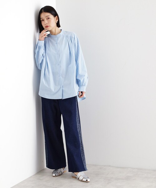 THE SHOP TK (ザ ショップ ティーケー )の「バックシャーリングシャツ【洗える】(シャツ/ブラウス・レディース・アイボリー系2/オフホワイト/サックスブルー系2・99)」の13枚目の写真