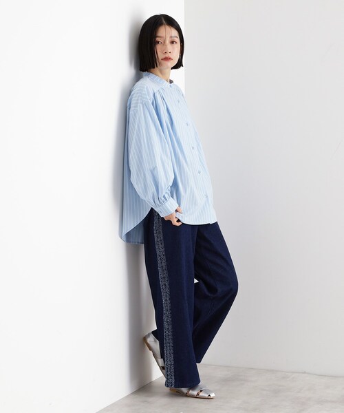 THE SHOP TK (ザ ショップ ティーケー )の「バックシャーリングシャツ【洗える】(シャツ/ブラウス・レディース・アイボリー系2/オフホワイト/サックスブルー系2・99)」の14枚目の写真
