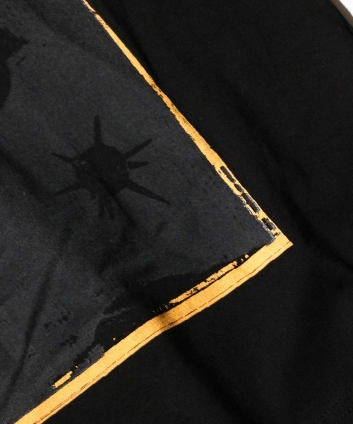 C.E.L.STORE(セルストア)の「offshore Tokyo / オフショアトウキョウ REOPENING TEE ヤビクエンリケユウジ シルクスクリーン 半袖Tシャツ アメリカ製(Tシャツ/カットソー・メンズ・ブラック/ホワイト・LARGE/MEDIUM)」の11枚目の写真