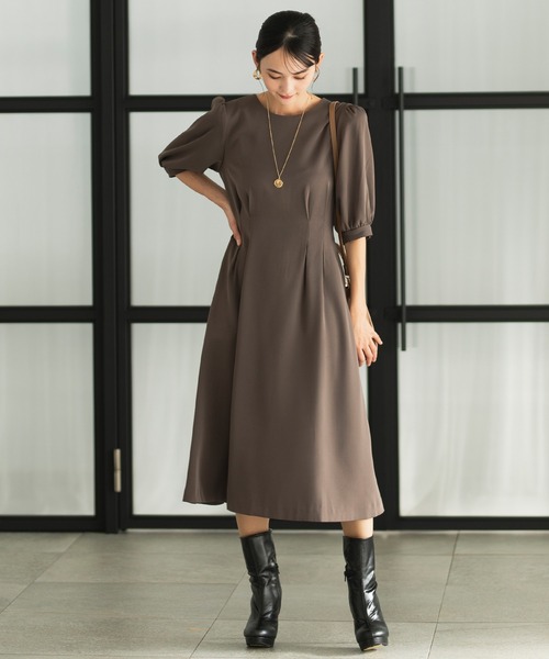 CELEN（セレン）の「【洗える/セット対応/オフィスカジュアル】五分袖タックワンピース 単品（スーツスカート・レディース・ブラック/グレー系その他/ブラウン/ネイビー・S/M/L/ST/MT/LT）」の3枚目の写真