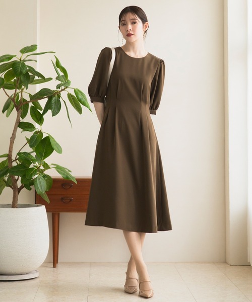 CELEN（セレン）の「【洗える/セット対応/オフィスカジュアル】五分袖タックワンピース 単品（スーツスカート・レディース・ブラック/グレー系その他/ブラウン/ネイビー・S/M/L/ST/MT/LT）」の4枚目の写真