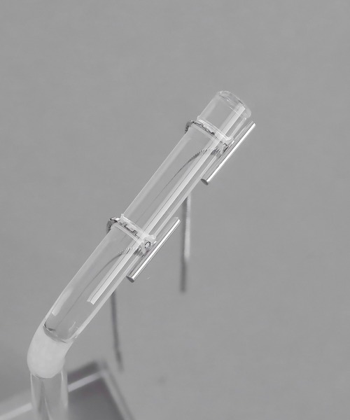 abaskdesign（アバスクデザイン）の「金属アレルギー対応 シンプルT字アメリカンピアス（ピアス（両耳用）・レディース・シルバー/ゴールド・FREE）」の12枚目の写真