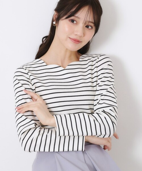 couture brooch(クチュールブローチ)の「【新色あり/通勤/マシンウォッシャブル・アンチピリング機能付き】ハートネックテレコプルオーバー(Tシャツ/カットソー・レディース・ベビーピンク/ブラック/ホワイト系5/オフホワイト・42/38/36/40)」の3枚目の写真