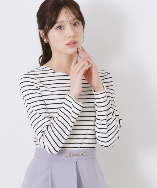 couture brooch(クチュールブローチ)の「【新色あり/通勤/マシンウォッシャブル・アンチピリング機能付き】ハートネックテレコプルオーバー(Tシャツ/カットソー・レディース・ベビーピンク/ブラック/ホワイト系5/オフホワイト・42/38/36/40)」の6枚目の写真