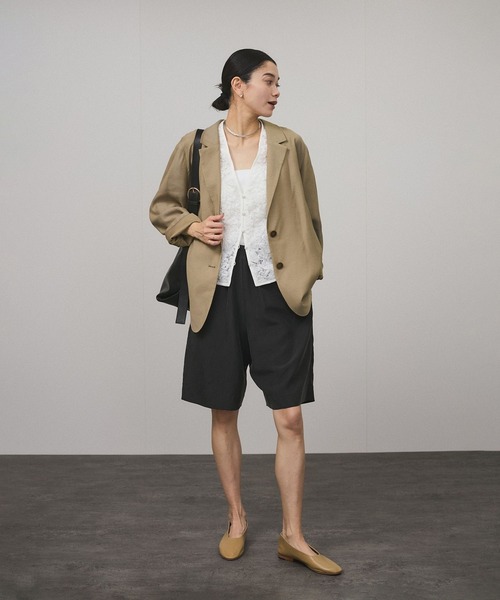 SALON adam et rope'（サロン アダム エ ロペ）の「【セットアップ対応】コンフォートジャケット（テーラードジャケット・レディース・ベージュ/チャコールグレー・M/S）」の6枚目の写真