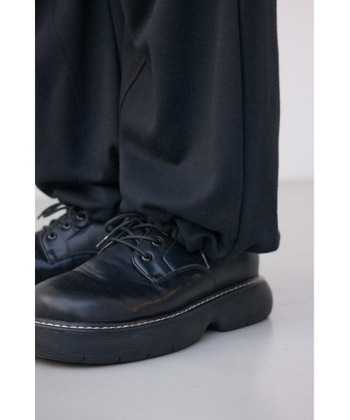 AZUL by moussy（アズールバイマウジー）の「カードボードニータックパンツ（スウェットパンツ・メンズ・アイボリー/ブラック/杢グレー・MEDIUM/LARGE）」の18枚目の写真