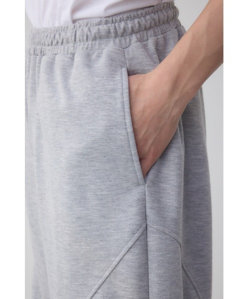 AZUL by moussy（アズールバイマウジー）の「カードボードニータックパンツ（スウェットパンツ・メンズ・アイボリー/ブラック/杢グレー・MEDIUM/LARGE）」の7枚目の写真