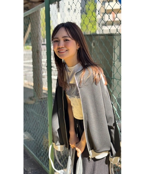 DIP IN CHOCOLATE(ディップインチョコレート)の「袖リボン トラックジャケット【DIP IN CHOCOLATE】(ジャージ・レディース・オフホワイト/ブラック/ライトグレー・F)」の8枚目の写真