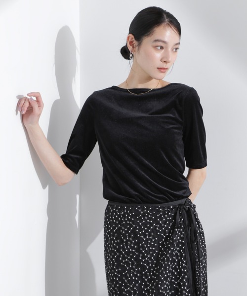 NANO universe(ナノユニバース)の「シアーベロアバックオープン5分袖Tシャツ(Tシャツ/カットソー・レディース・モカ/ブラック/ライトブルー・FREE)」の2枚目の写真