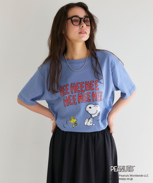 PEANUTS(ピーナッツ)の「【PEANUTS/ピーナッツ】スヌーピー/SNOOPYヴィンテージ風カスレプリント半袖Tシャツ(Tシャツ/カットソー・レディース・杢グレー/ピンク/チャコール/ベージュ/ブルー/オフホワイト/グレー・M/L/LL/3L)」の6枚目の写真