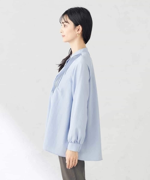 a.v.v（アーヴェヴェ）の「ピンタックフレアブラウス（シャツ/ブラウス・レディース・ダークインディゴブルー/ホワイト/チャコールグレー・34/36/38/40/42）」の17枚目の写真