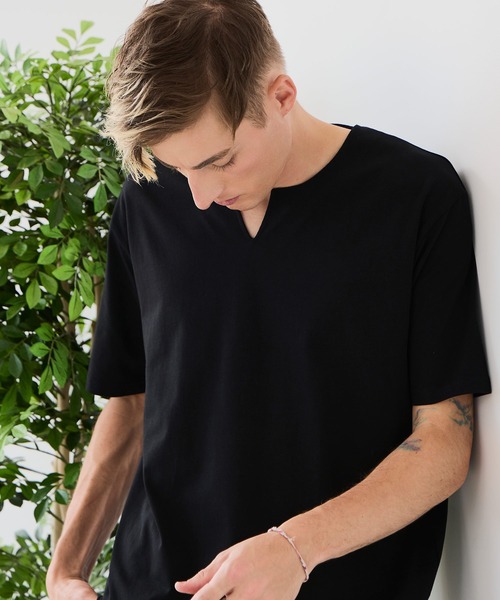 UNIIT(ユニット)の「【汗染みの目立ちにくいTシャツ ZEROSTAIN/ゼロステイン】キーネックTシャツ 防汚 UVカット 綿タッチ・厚手(Tシャツ/カットソー・メンズ・オフホワイト/ホワイト/ネイビー/ブラック・X-LARGE/LARGE/MEDIUM)」の19枚目の写真