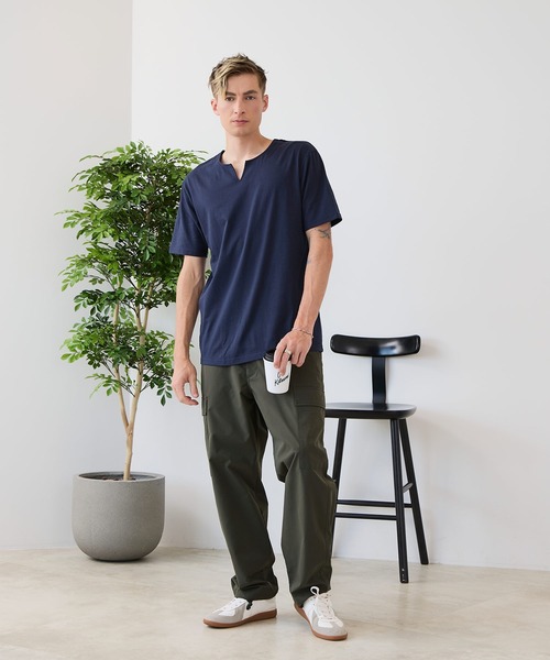UNIIT(ユニット)の「【汗染みの目立ちにくいTシャツ ZEROSTAIN/ゼロステイン】キーネックTシャツ 防汚 UVカット 綿タッチ・厚手(Tシャツ/カットソー・メンズ・オフホワイト/ホワイト/ネイビー/ブラック・X-LARGE/LARGE/MEDIUM)」の22枚目の写真