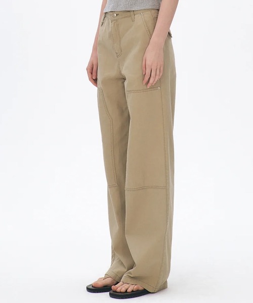 KUME(クメ)の「KUME/クメ Semi Wide Cargo Work Denim Pants デニム 秋物 秋服 2026年秋冬(デニムパンツ・レディース・オリーブ・S/M/L)」の3枚目の写真