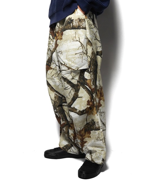 Cheers（チアーズ）の「WT CAMO PANTS（その他パンツ・メンズ・ホワイト/ベージュ・M/L/XL）」の2枚目の写真