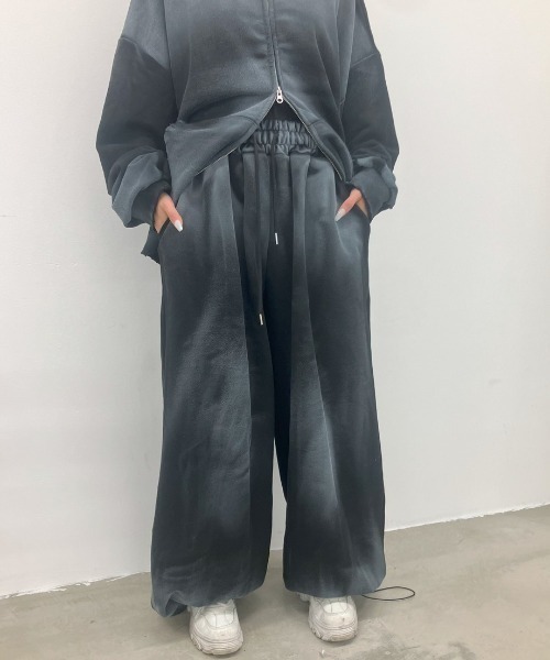 ARULE(アルール)の「A'GEM/9 × .kom 『ARULE/アルール』 スプレー加工スウェットパンツ(スウェットパンツ・メンズ・ホワイト×ブラック/ブラック・FREE)」の13枚目の写真
