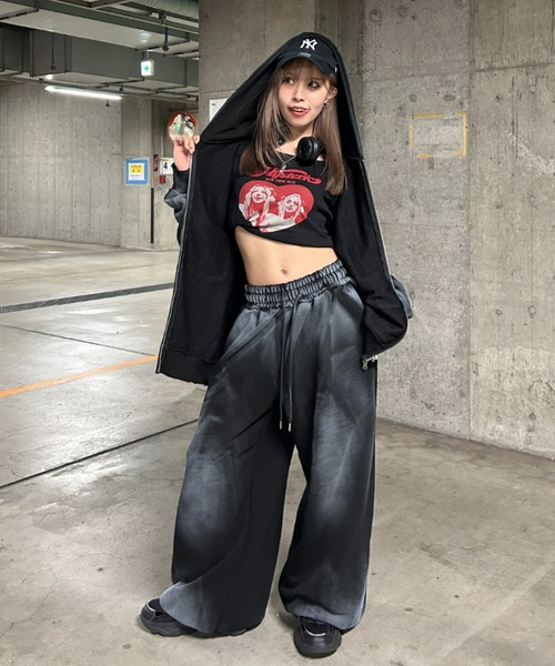 ARULE(アルール)の「A'GEM/9 × .kom 『ARULE/アルール』 スプレー加工スウェットパンツ(スウェットパンツ・メンズ・ホワイト×ブラック/ブラック・FREE)」の4枚目の写真