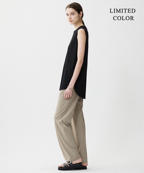 ICB(アイシービー)の「マットスキューバ セミワイドパンツ(その他パンツ・レディース・ブルー系/ブラック系/黄土色系/ブラウン系・X-LARGE/LARGE)」の6枚目の写真